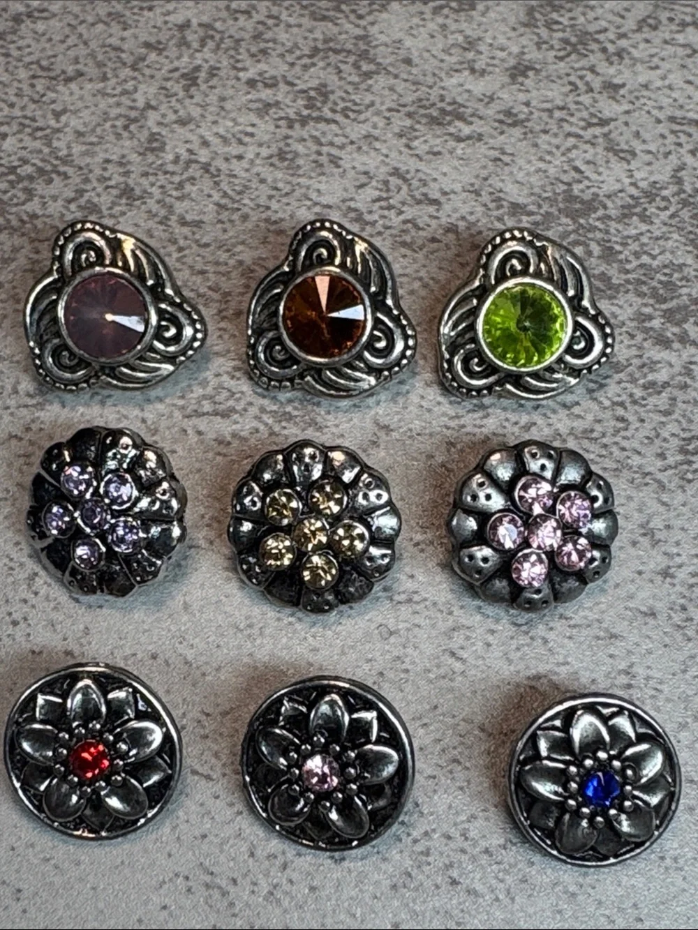 Lot of 15: 12mm Snaps: Assorted Silver-Tone Multi-Color Snap Charms